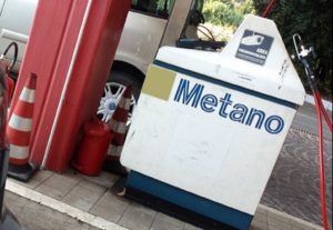 Auto a gas inquinanti quanto diesel e benzina: lo sostiene una nuova ricerca