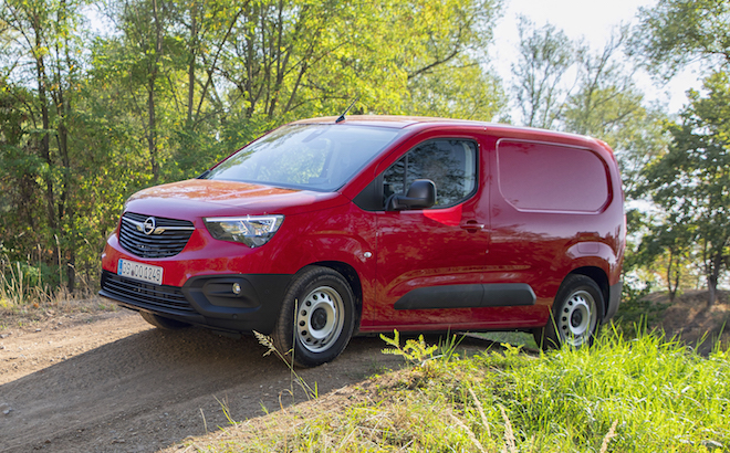 Opel Combo Cargo: più trazione e stabilità con IntelliGrip