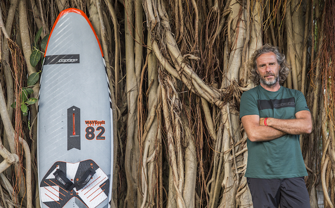 Land Rover: il surfer Roberto Ricci ambasciatore del brand in Italia