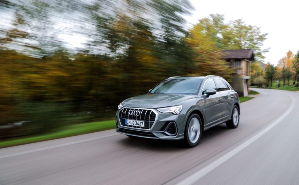 Nuova Audi Q3: aspetto mutato, dinamismo evoluto [VIDEO TEST DRIVE]