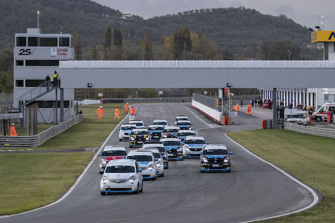 Smart EQ ForTwo E-Cup: il primo trofeo monomarca 100% elettrico [PARTE 2]