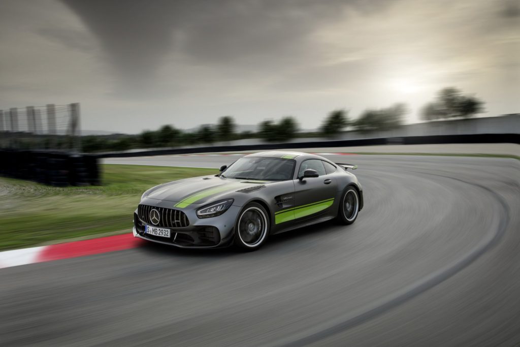 Mercedes-AMG GT R Pro: un nuovo livello di potenza [VIDEO]