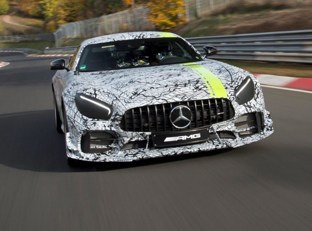 Mercedes-AMG GT R Pro: la nuova punta di diamante della Stella debutta a Los Angeles