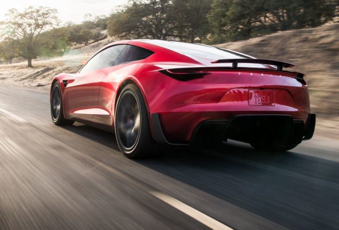 Tesla, Musk nega l’indagine FBI riportata dal WSJ: “Tutto falso”
