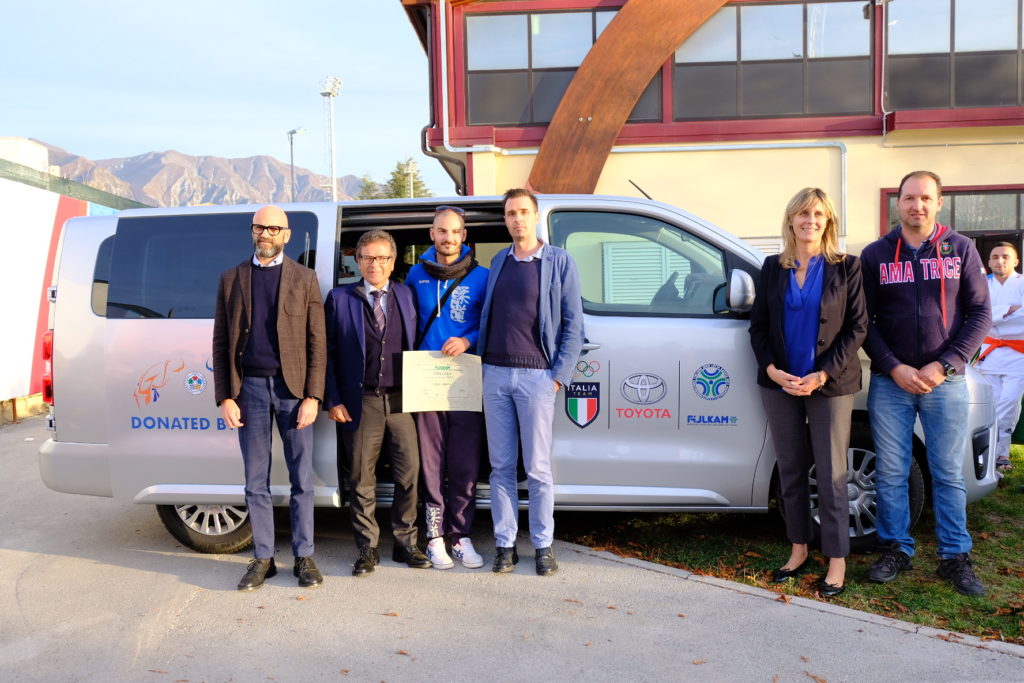 Toyota Proace Verso: consegnato un esemplare alla società Judo di Amatrice