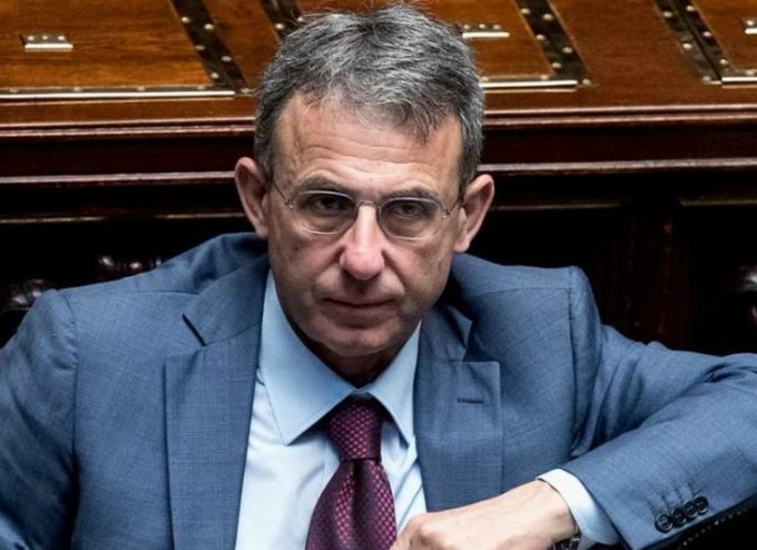 Incentivi auto, il Ministro Costa possibilista su misure per Euro 3 ed elettriche