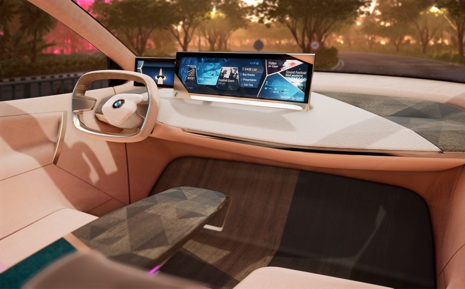 BMW Vision iNext: la guida virtuale al CES 2019