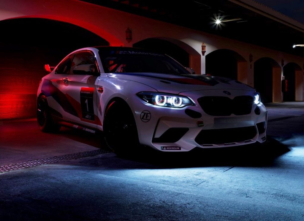 BMW M2 CS Racing: la versione da corsa che anticipa l’arrivo del modello stradale [TEASER]