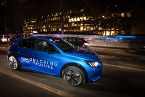 Casa Peugeot: inaugurata a Milano l’era dell’elettrificazione del Leone [FOTO]