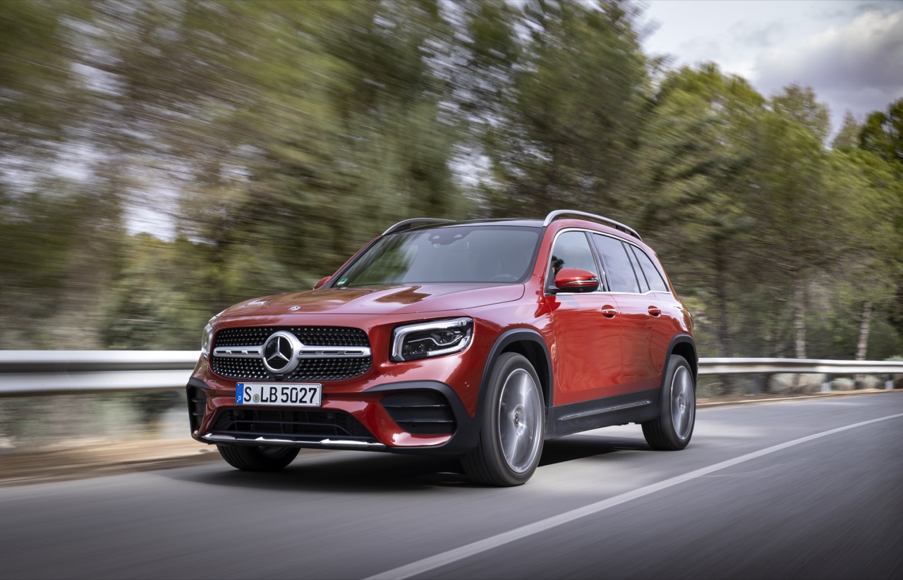 Mercedes-Benz GLB -Prova su Strada in anteprima