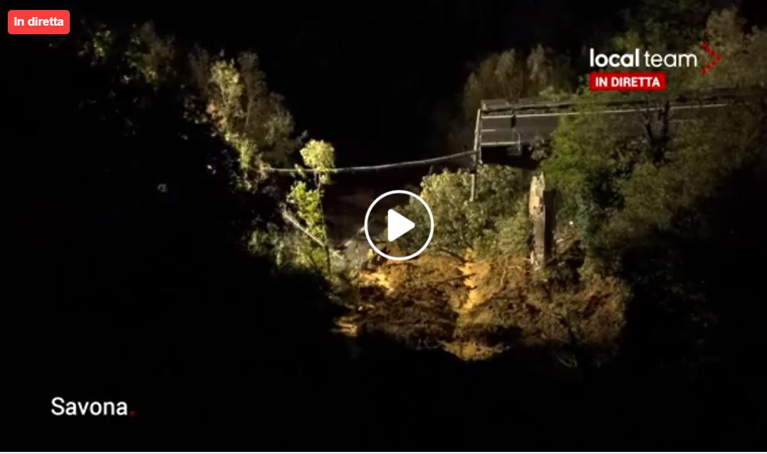 Crollati 30 metri di viadotto sulla Torino-Savona