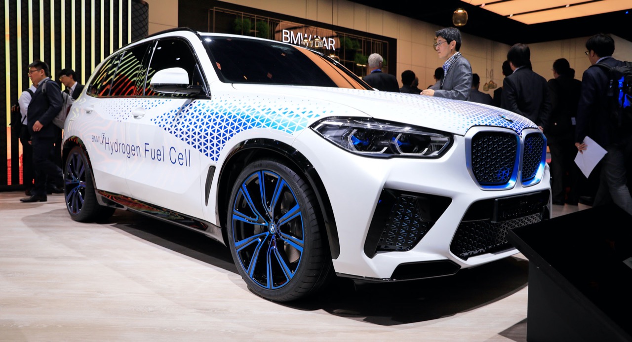 BMW X6 e X7, in cantiere le versioni fuel cell a idrogeno per il 2021