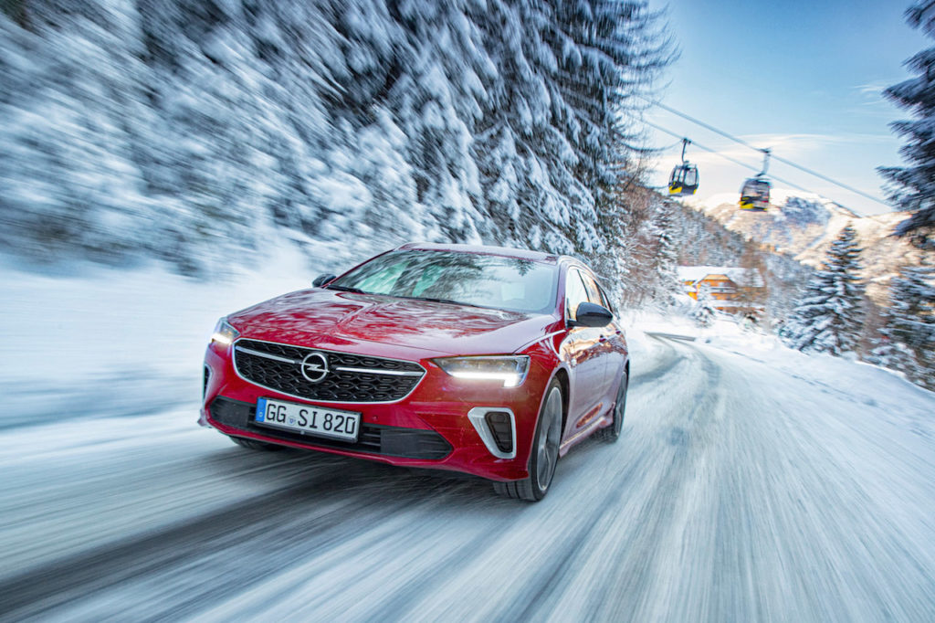 Opel Insignia GSi 2020: gli ordini si apriranno a marzo