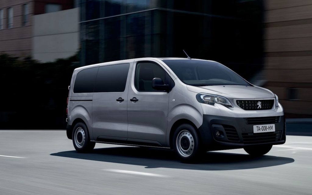 Peugeot Expert Combi: arriva la versione 2.0 diesel con cambio automatico