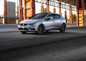 SEAT Leon, infotainment e sicurezza al top con Xcellence ed FR Pack inclusi nel prezzo