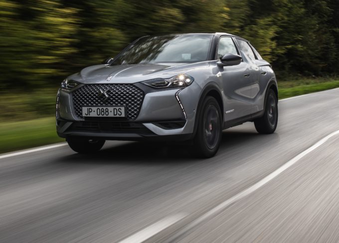 DS 3 Crossback E-Tense: il crossover elettrico anti-blocco del traffico