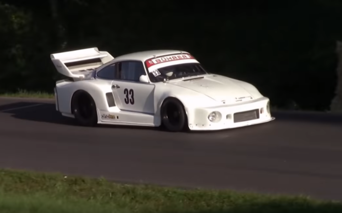 Porsche 935 K3 Turbo: echeggia il rombo dei 760 CV di un mito di fine anni Settanta [VIDEO]