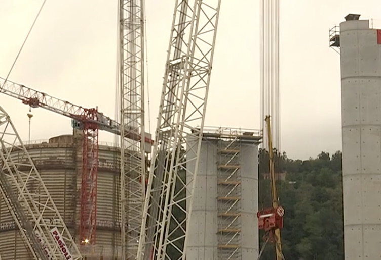 Ponte Morandi: completati i 18 piloni del nuovo viadotto