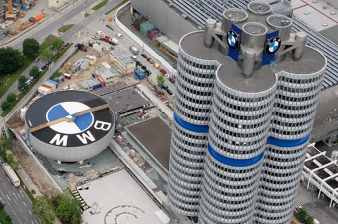 Emergenza Coronavirus, BMW ferma la produzione in tutta Europa fino al 19 aprile