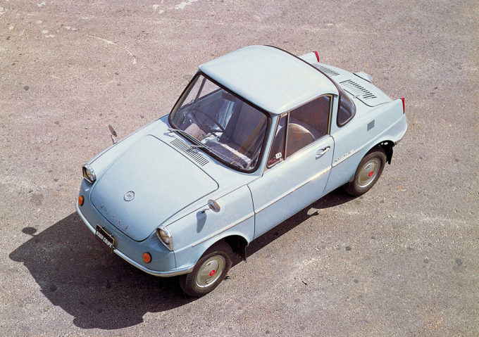 Mazda R360 Coupe: la microcar da primato che nel 1960 conquistò i giapponesi