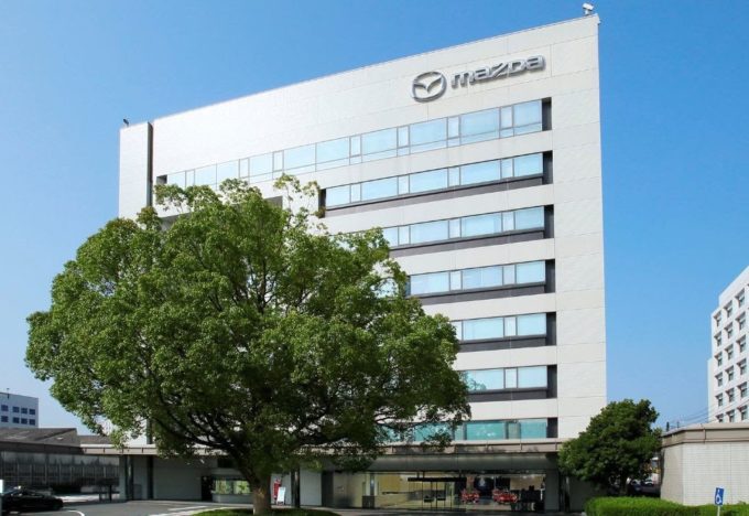 Coronavirus, Mazda sospende la produzione per 13 giorni