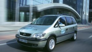 Opel Zafira: una base per il prototipo HydroGen1 nel 2000 [FOTO]
