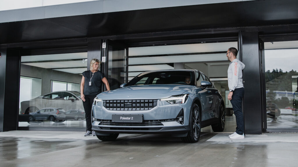 Polestar 2: consegnata la prima vettura in Europa