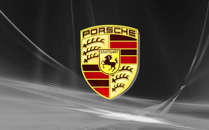 Coronavirus, Porsche chiude: stop alla produzione per almeno due settimane
