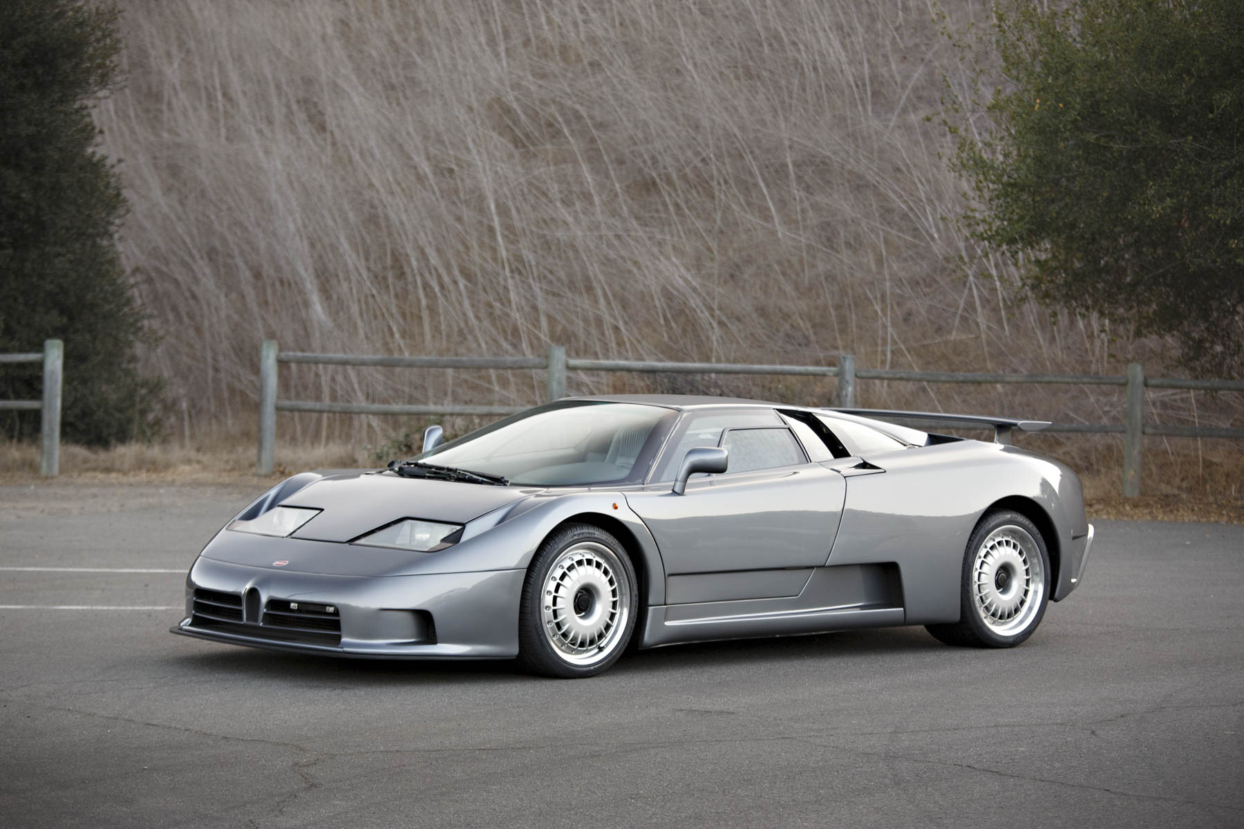 Bugatti EB110 GT all’asta: era l’auto più veloce al mondo