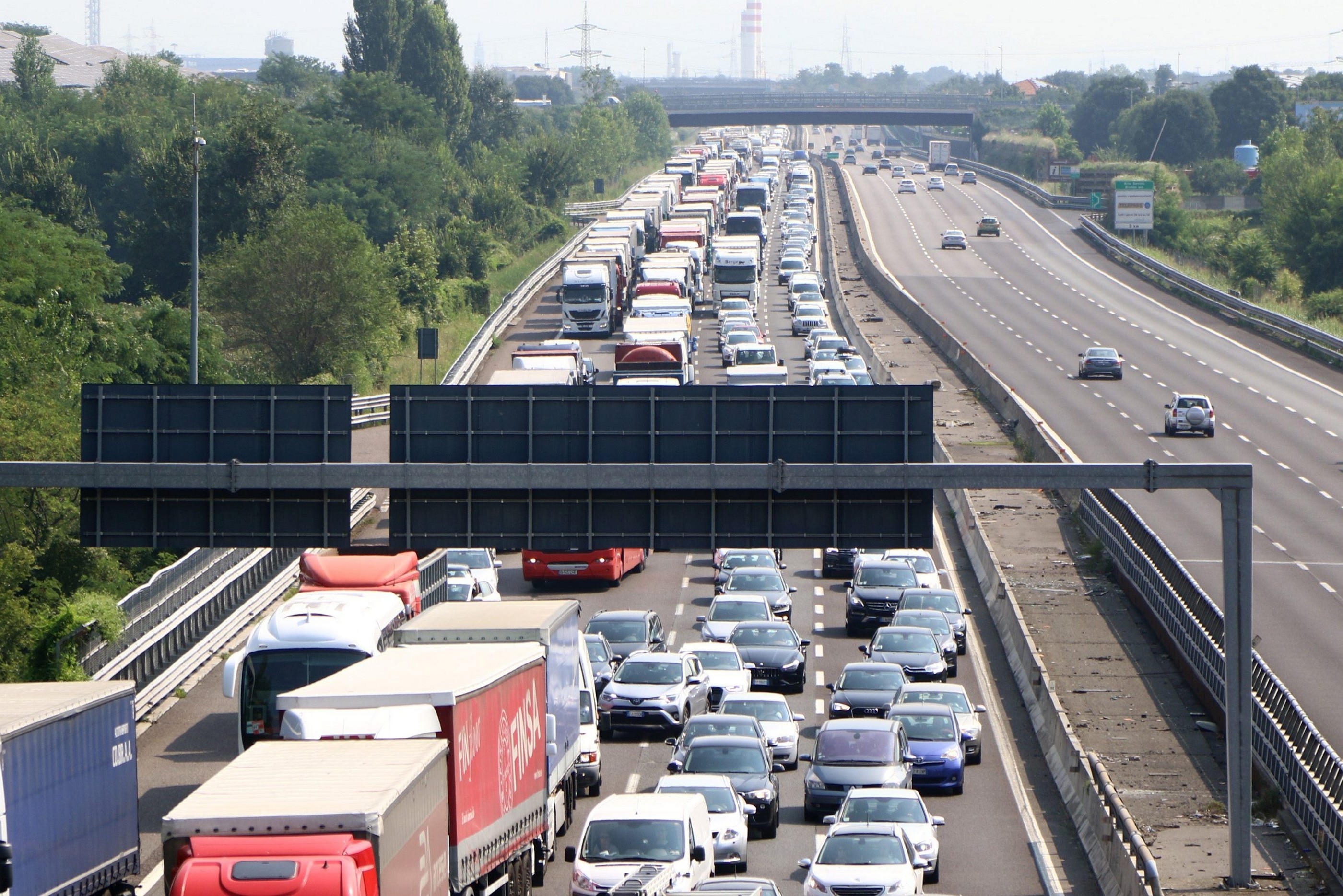 Coda in A4, scattano i controlli della Polizia Stradale