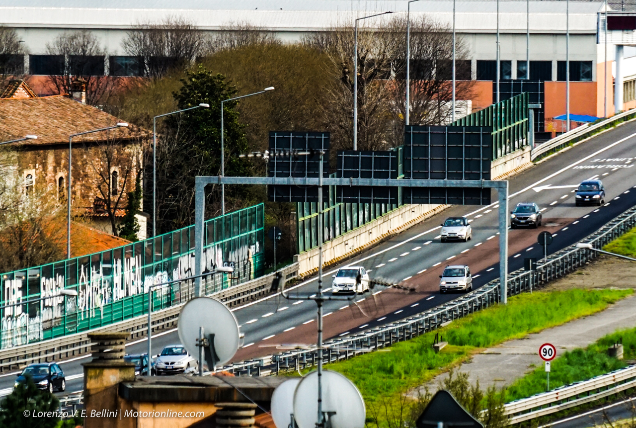 Coronavirus, Lombardia Zona Rossa: si può girare in auto? Info e cosa fare