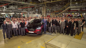 Opel Grandland X Hybrid4: iniziata la produzione ad Eisenach