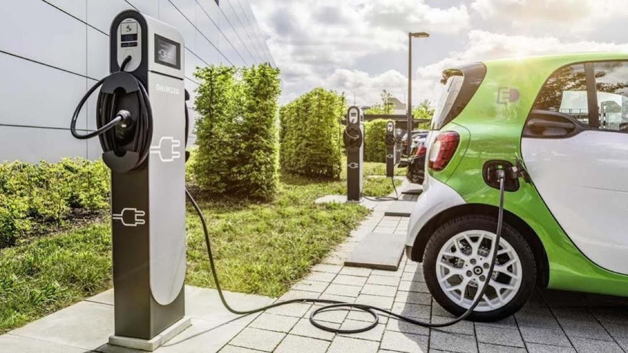 Coronavirus: la transizione verso l’elettrico potrebbe rallentare drasticamente