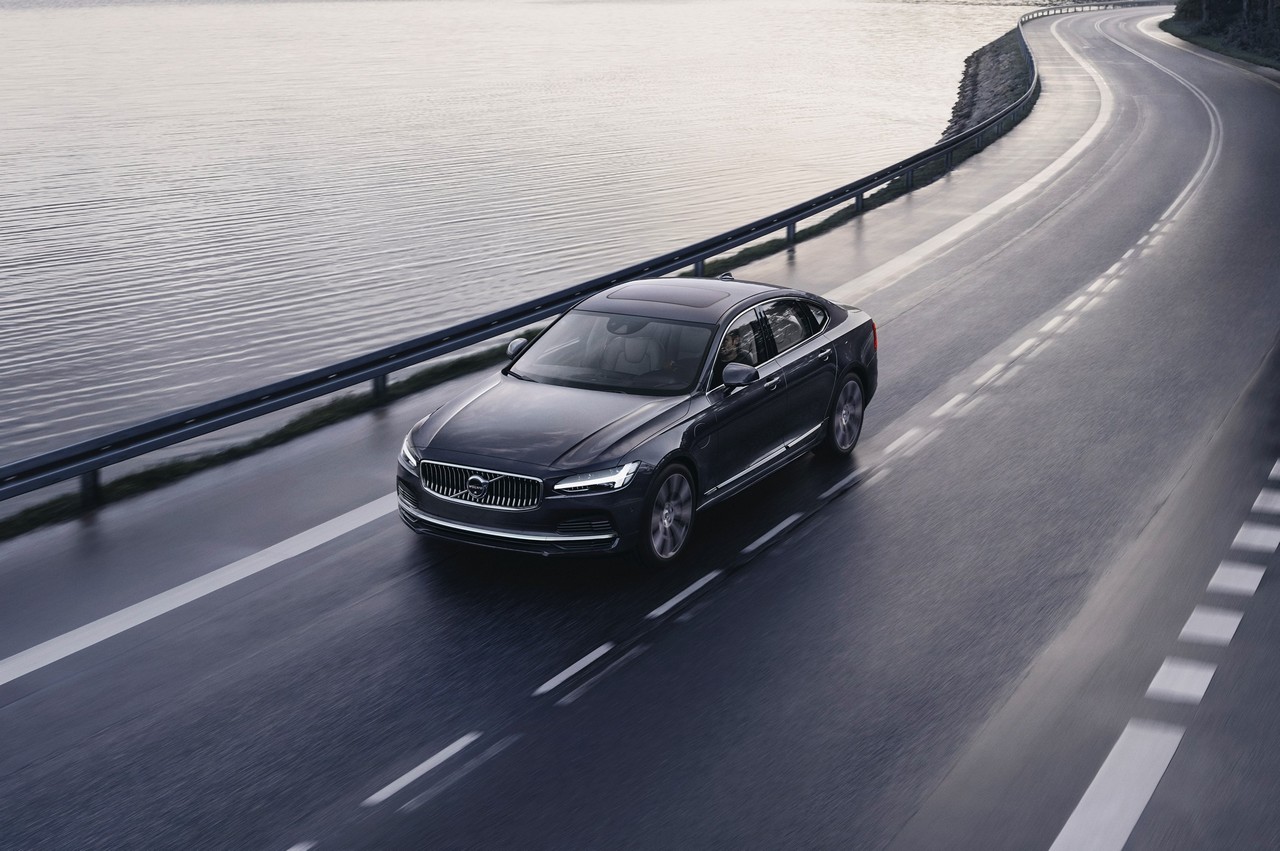 Volvo: le nuove auto avranno una velocità limitata a 180 km/h