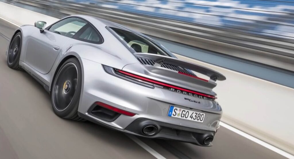 Porsche 911 Turbo S 2021: più veloce su pista della Huracan Performante e della Ferrari 488 [VIDEO]