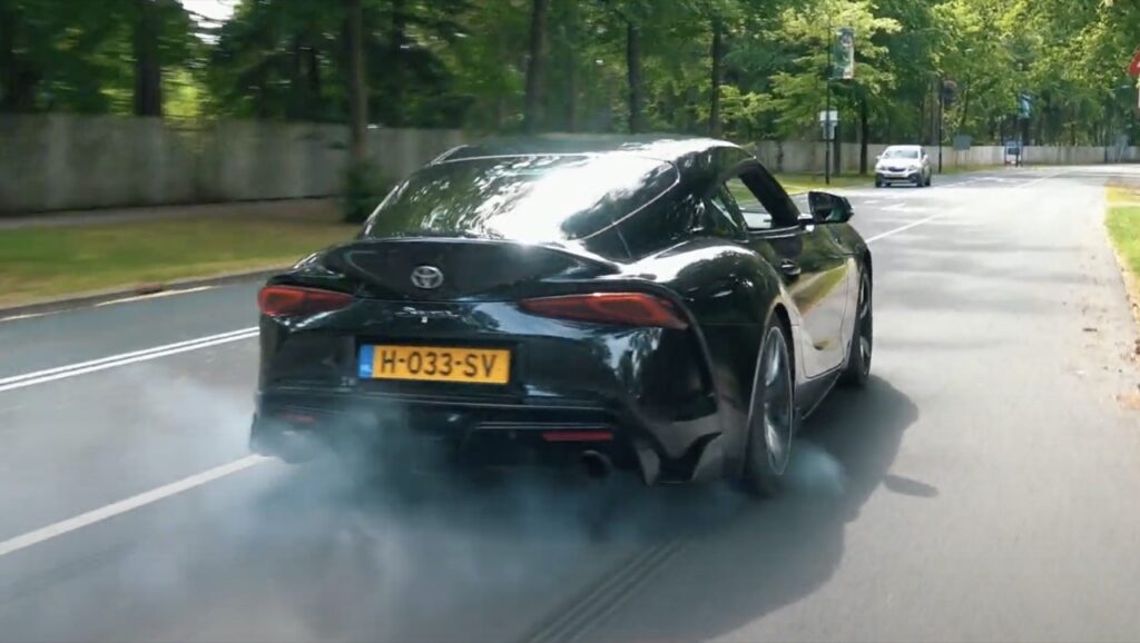 Toyota Supra: che SOUND con il Fi Exhaust e il tuning da 450 CV [VIDEO]