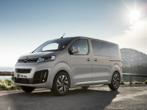 Citroen SpaceTourer: nuovo listino agosto 2020. Multi-van per vacanze e lavoro