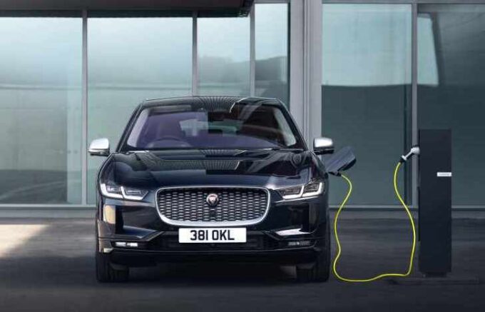 Jaguar Land Rover e San Felice Circeo: partnership per promuovere la mobilità elettrica