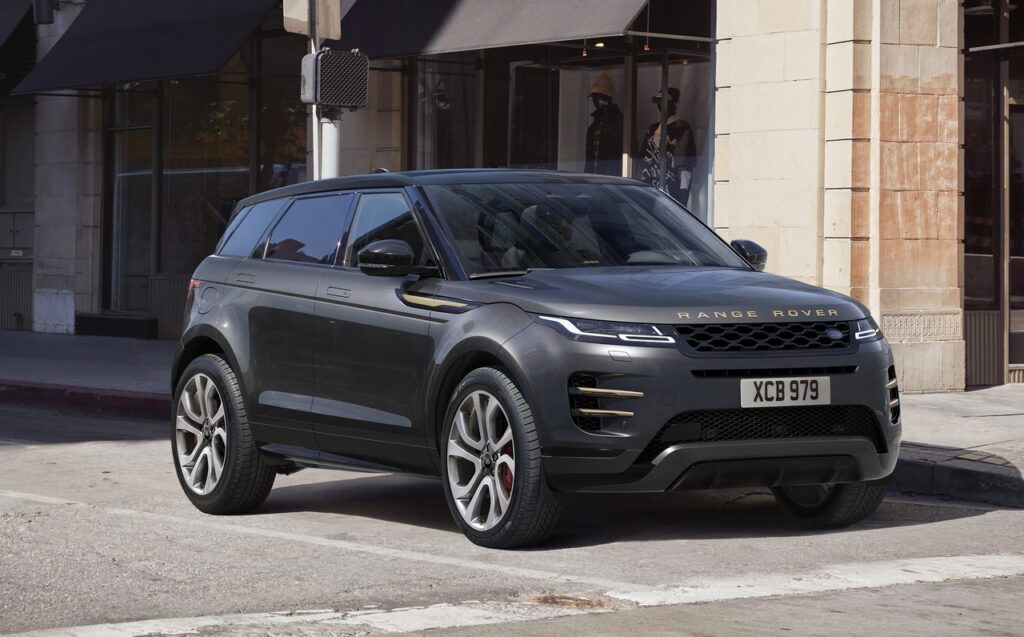 Range Rover Evoque 2021: tante novità, c’è l’ibrido diesel