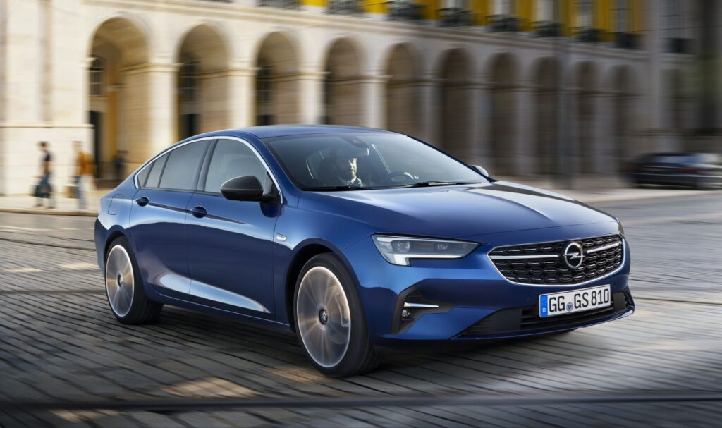 Opel Insignia 2020: nuovi motori in arrivo per il mercato europeo