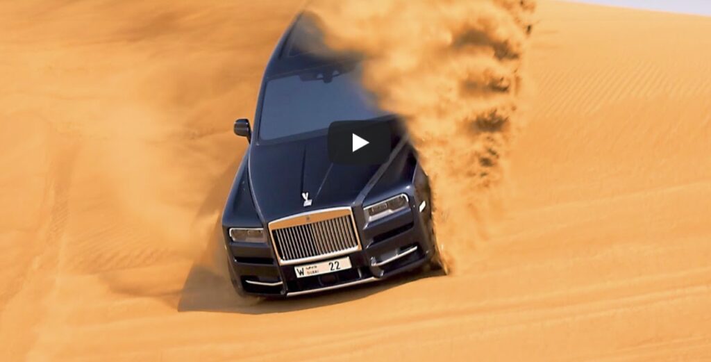 Rolls-Royce Cullinan: come arrampicarsi sulle dune del deserto con 330 mila euro di SUV [VIDEO]