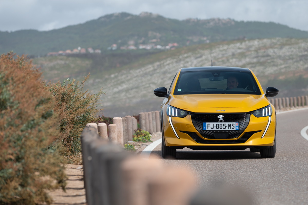 Peugeot 208: cambia la gamma, a partire da 15.700 euro