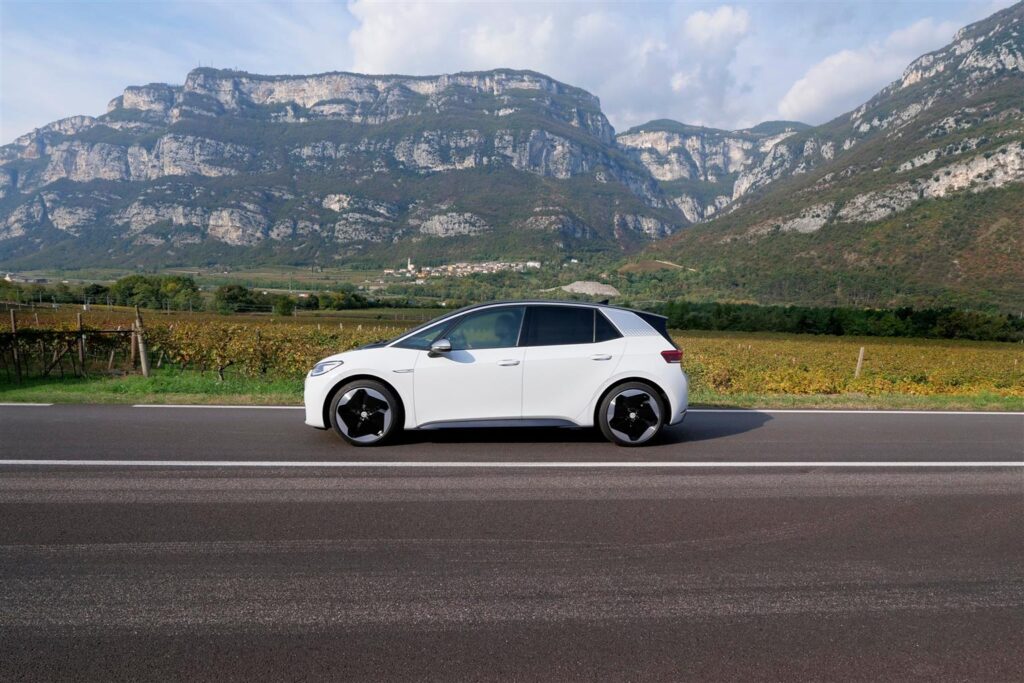 Volkswagen ID.3: aggiornamenti dalla maratona di 20.000 km