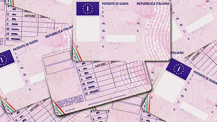 Esami patente: tre regioni ripartono, altre allungano lo stop