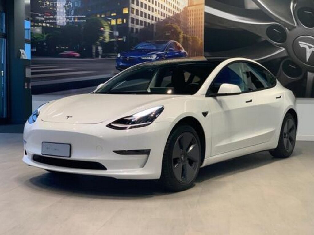 Nuova Tesla Model 3: ecco tutti gli aggiornamenti MY2021