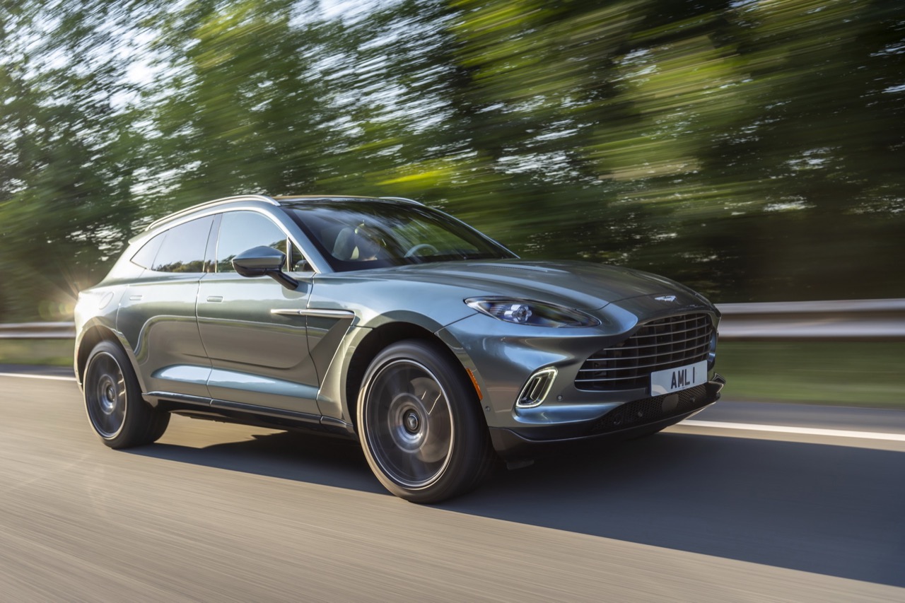 Aston Martin: “Continueremo a produrre motori a benzina anche dopo il 2030”