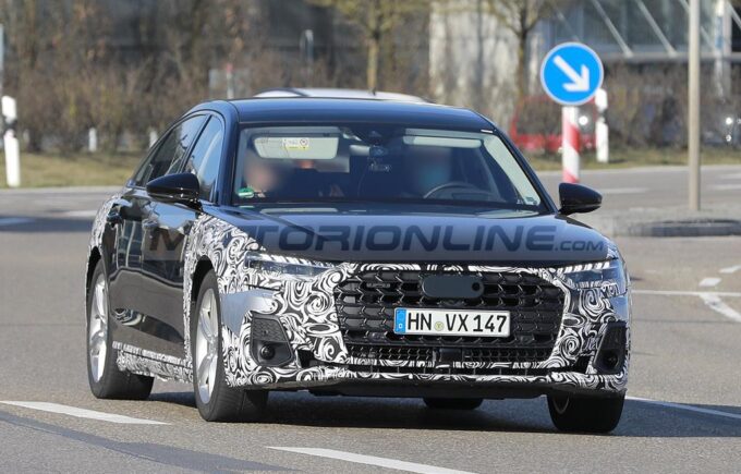 Audi A8 2022: nuovo avvistamento in strada del restyling [FOTO SPIA]