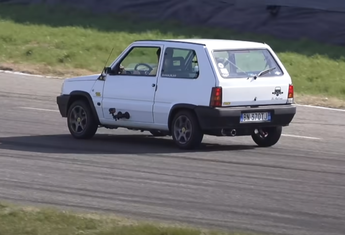 Fiat Panda: l'indistruttibile che con qualche accorgimento ti fa divertire  in pista [VIDEO]