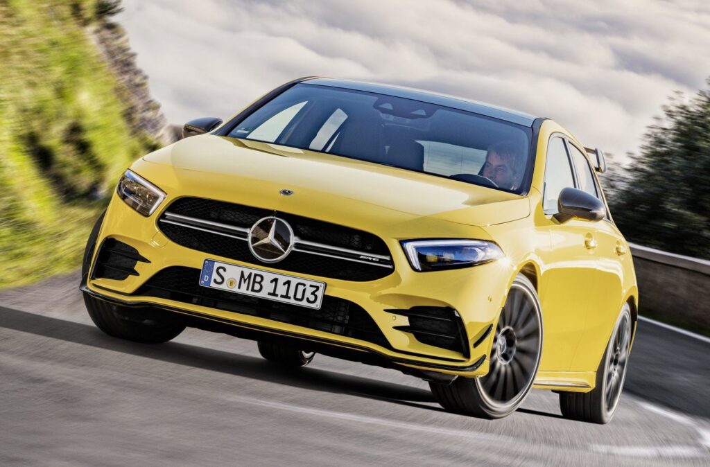 Mercedes-AMG A 35: l’entry-level AMG che sa il fatto suo. La prova di Alessandro Gino [VIDEO]