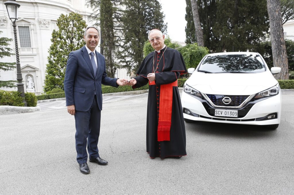 Nissan Leaf: la vettura 100% elettrica per la Città del Vaticano